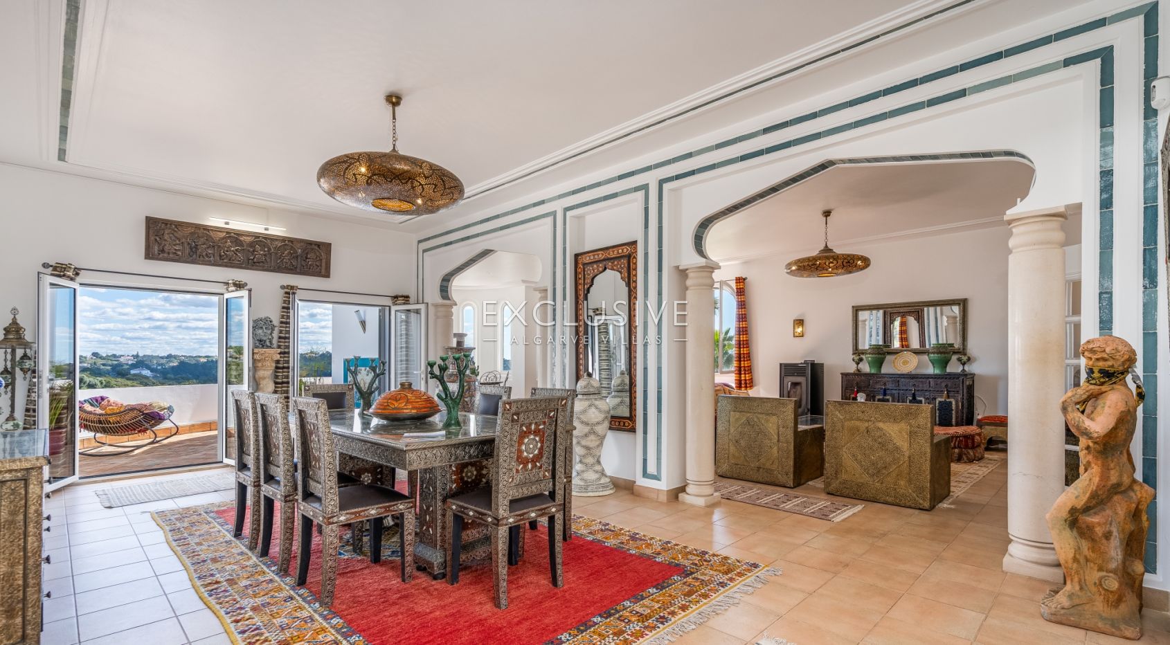 Luxe villa met 5 slaapkamers in Lagoa - Perfect voor gezinnen, boetiekhotel of retraitecentr