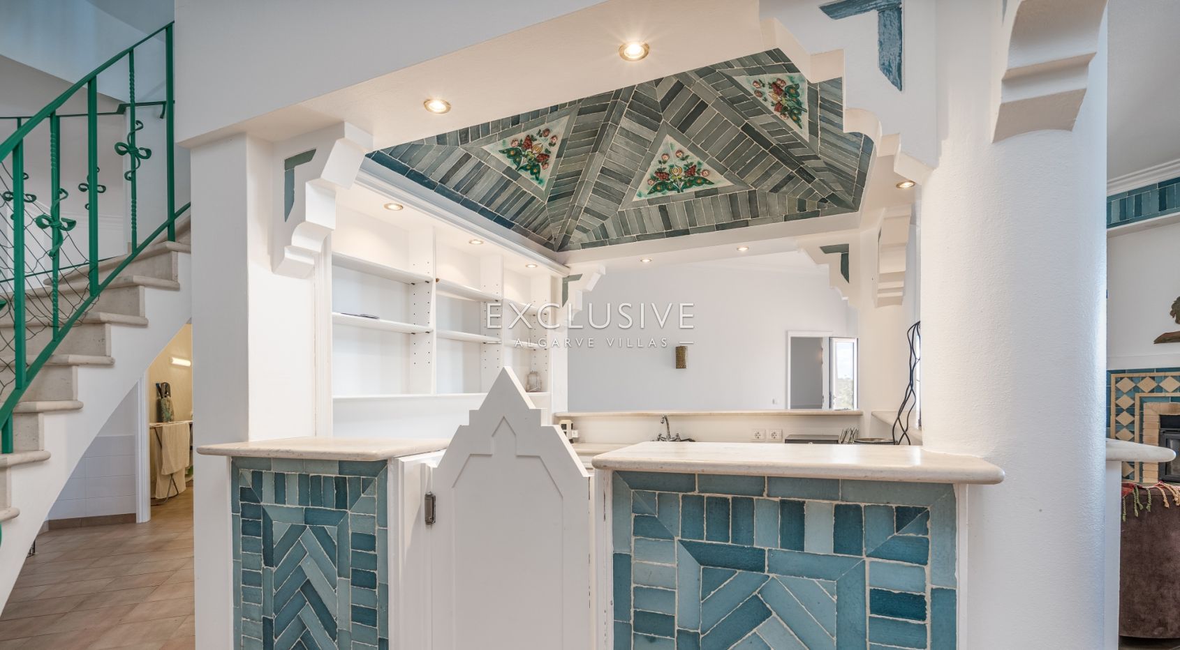 Luxe villa met 5 slaapkamers in Lagoa - Perfect voor gezinnen, boetiekhotel of retraitecentr