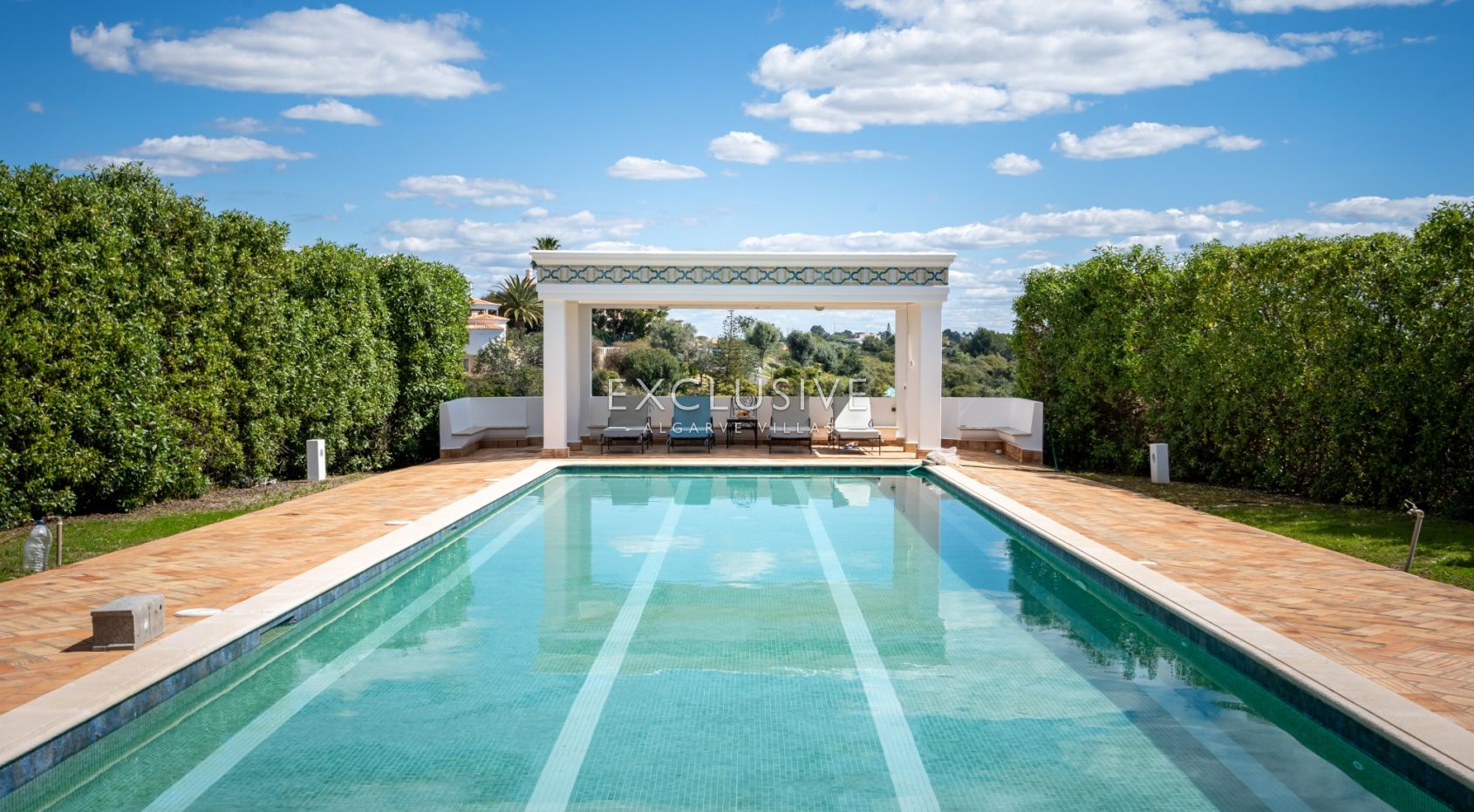 Luxe villa met 5 slaapkamers in Lagoa - Perfect voor gezinnen, boetiekhotel of retraitecentr