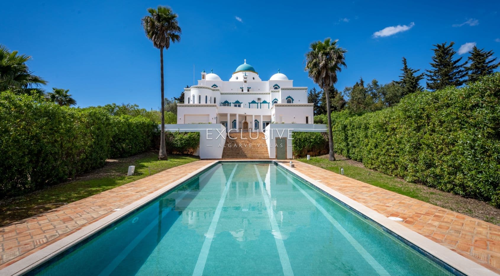 Luxuriöse 5-Schlafzimmer-Villa in Lagoa - Perfekt für Familien, Boutique-Hotel oder Rüc-1