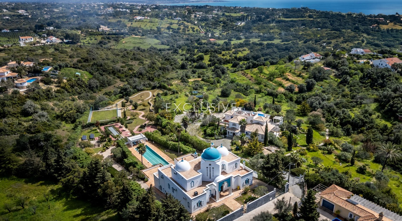 Luxe villa met 5 slaapkamers in Lagoa - Perfect voor gezinnen, boetiekhotel of retraitecentr
