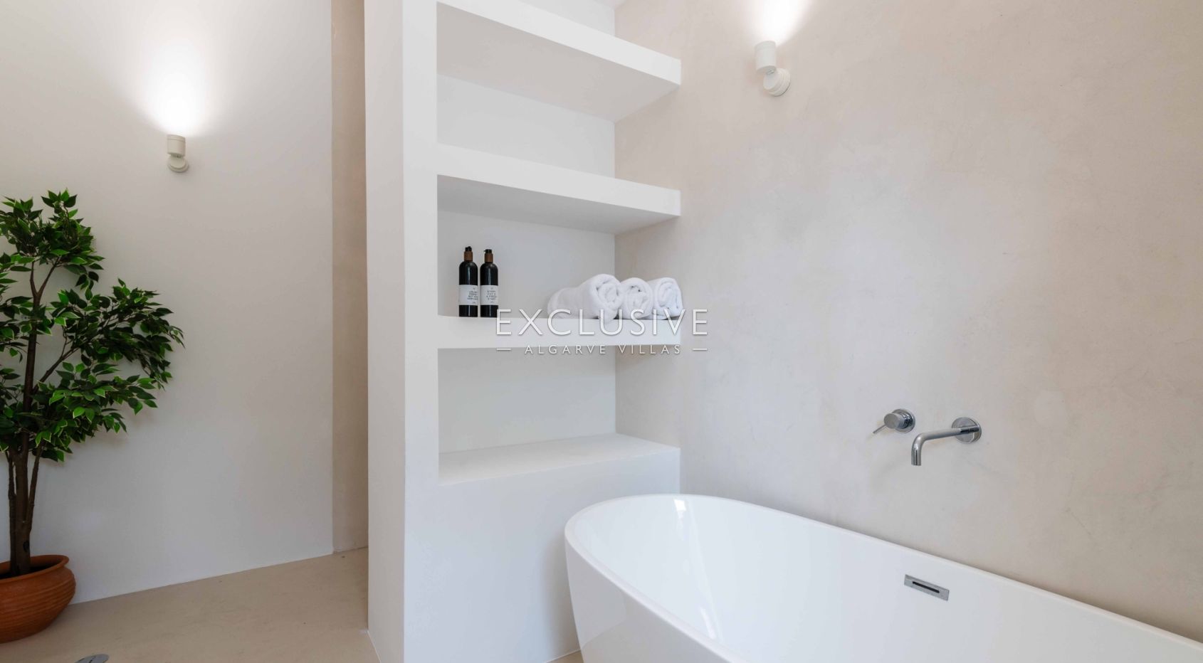 Recently renovated 3 bedroom house in countryside in Bordeira, Faro