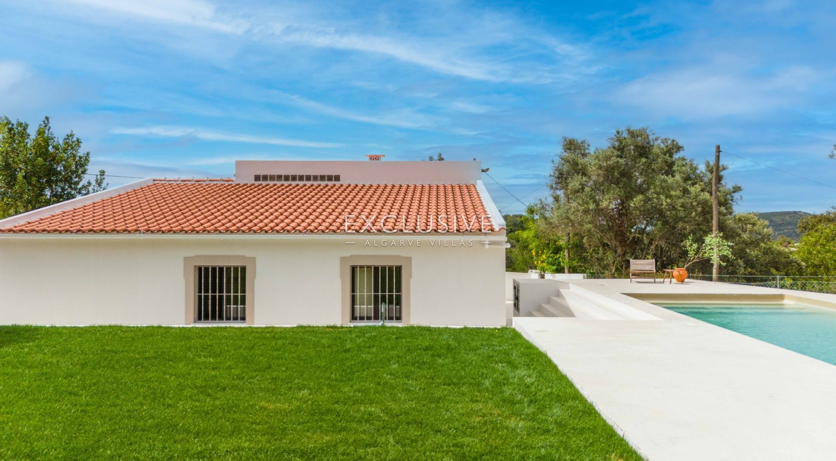 Recently renovated 3 bedroom house in countryside in Bordeira, Faro