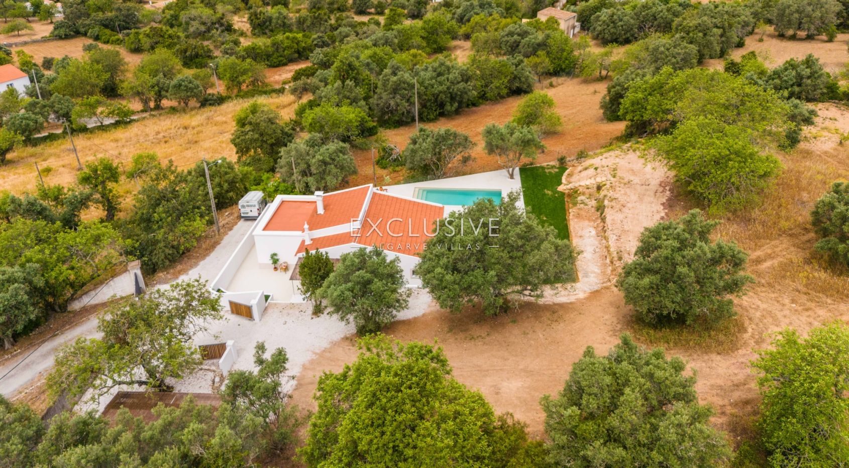 Recently renovated 3 bedroom house in countryside in Bordeira, Faro