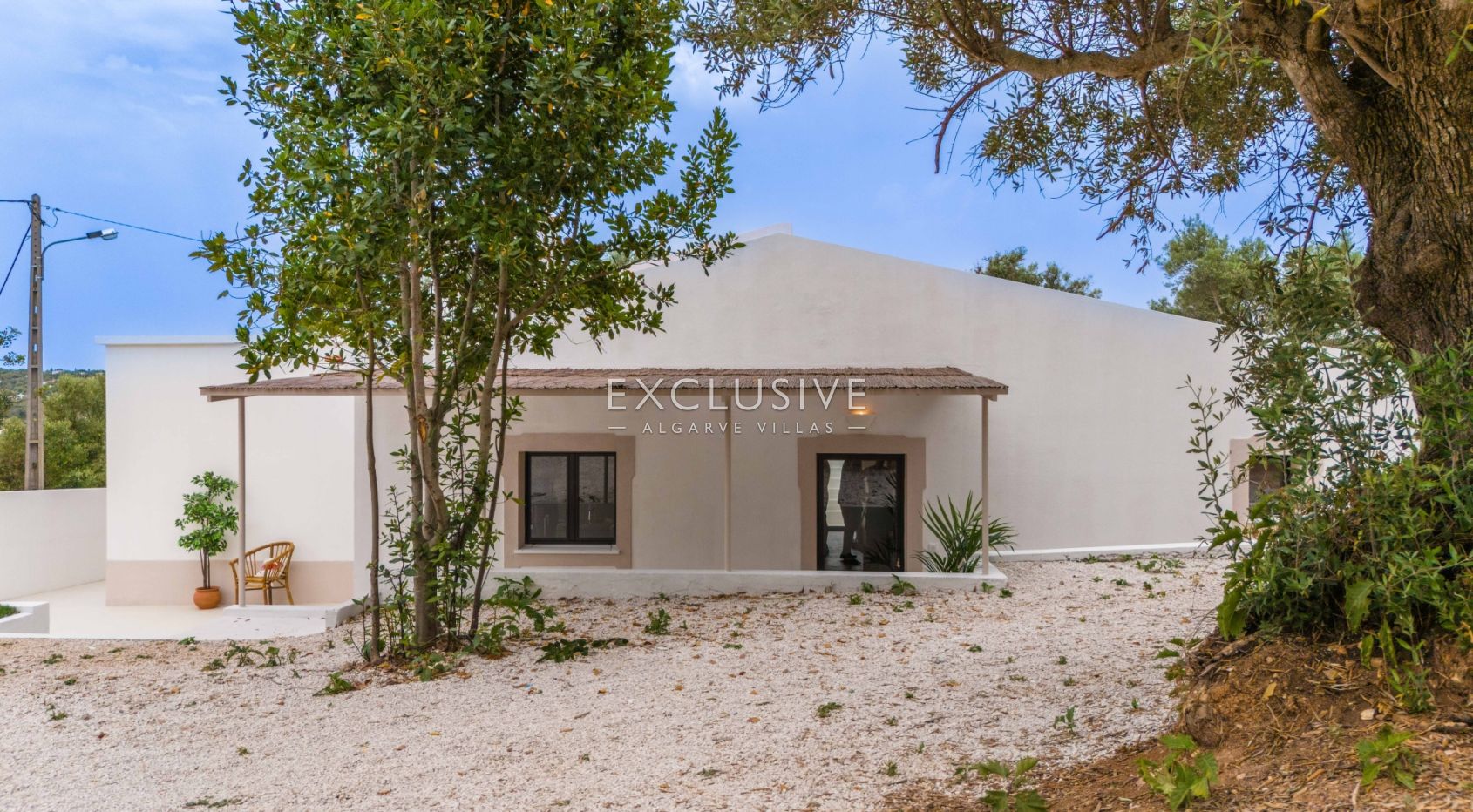Recently renovated 3 bedroom house in countryside in Bordeira, Faro