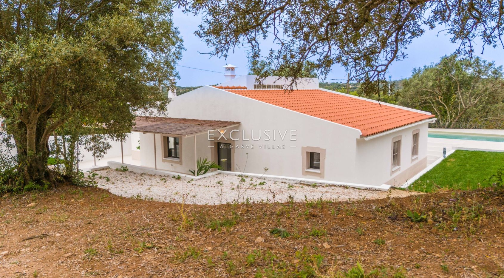 Recently renovated 3 bedroom house in countryside in Bordeira, Faro