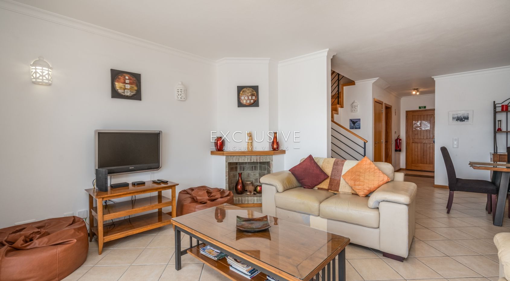 Terraced house with sea views, walking distance to the centre in Praia da Luz