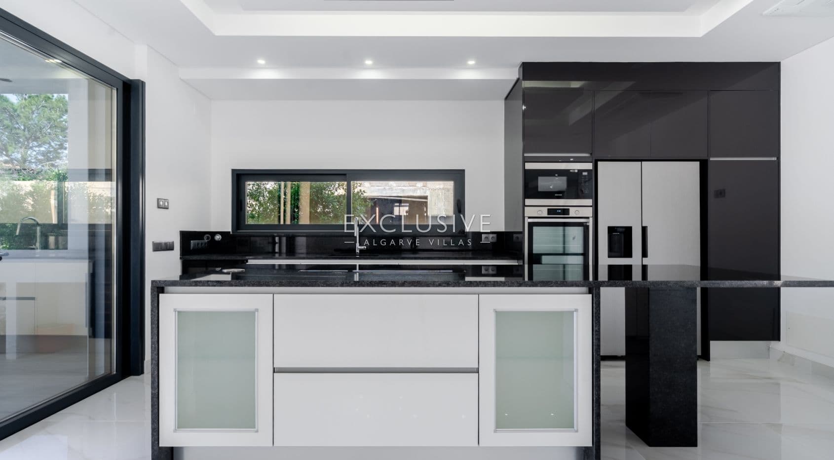 une Villa moderne 3+1 flambant neuve dans un quartier très recherché de Vilamoura-2