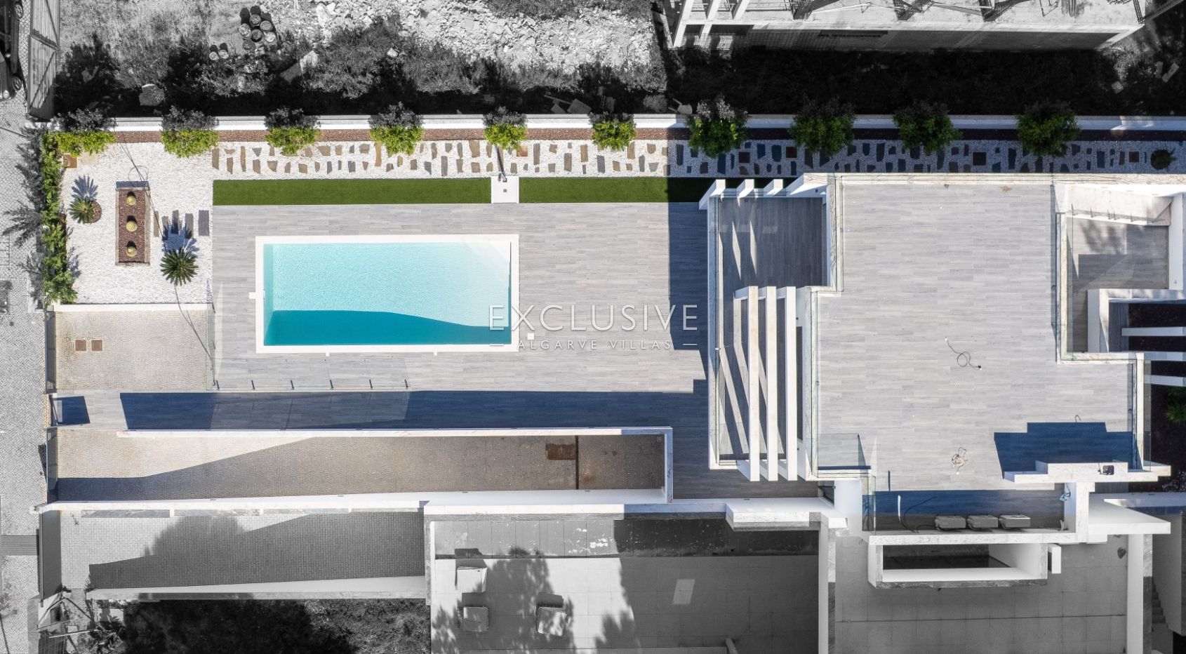 Comprar uma moradia nova 3+1 moderna numa zona muito procurada em Vilamoura