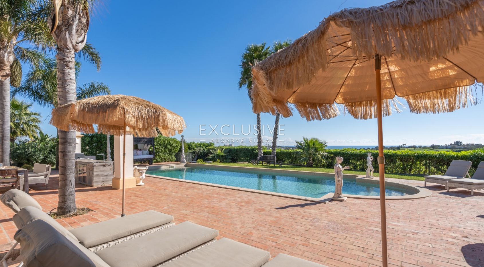 Exquise propriété de luxe avec vue sur la mer à Lagos près des plages et du terrain de golf