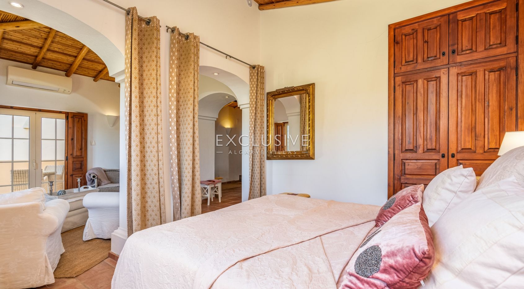Exquise propriété de luxe avec vue sur la mer à Lagos près des plages et du terrain de golf