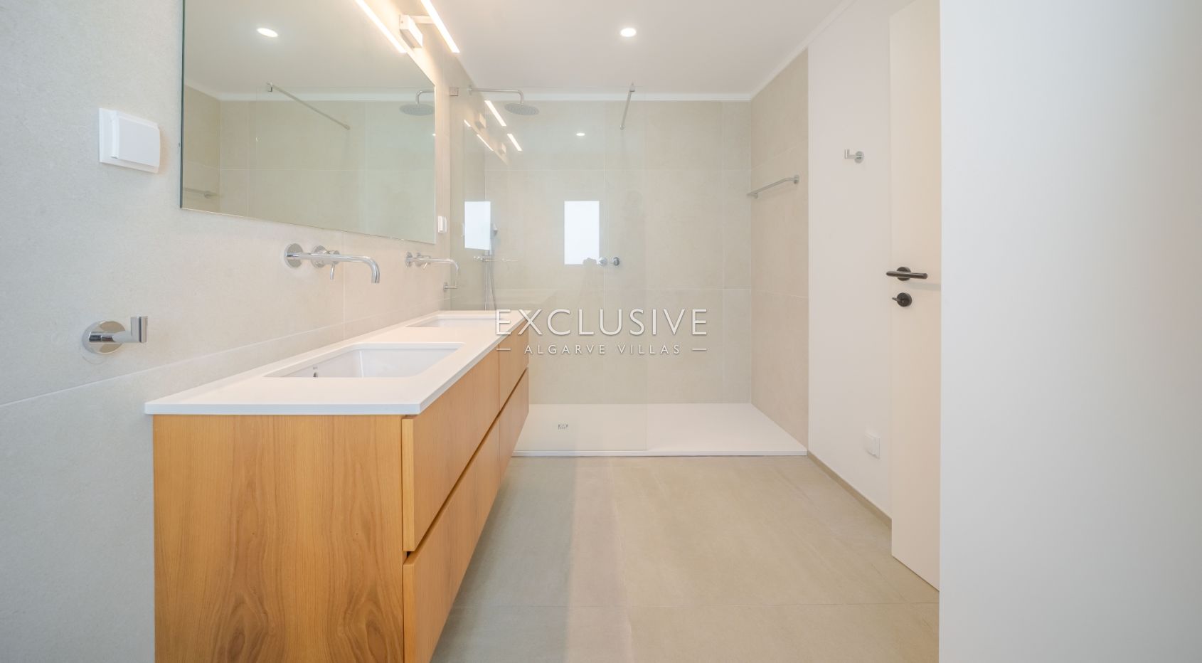 villa rénovée de 4 chambres à Vilamoura, Algarve