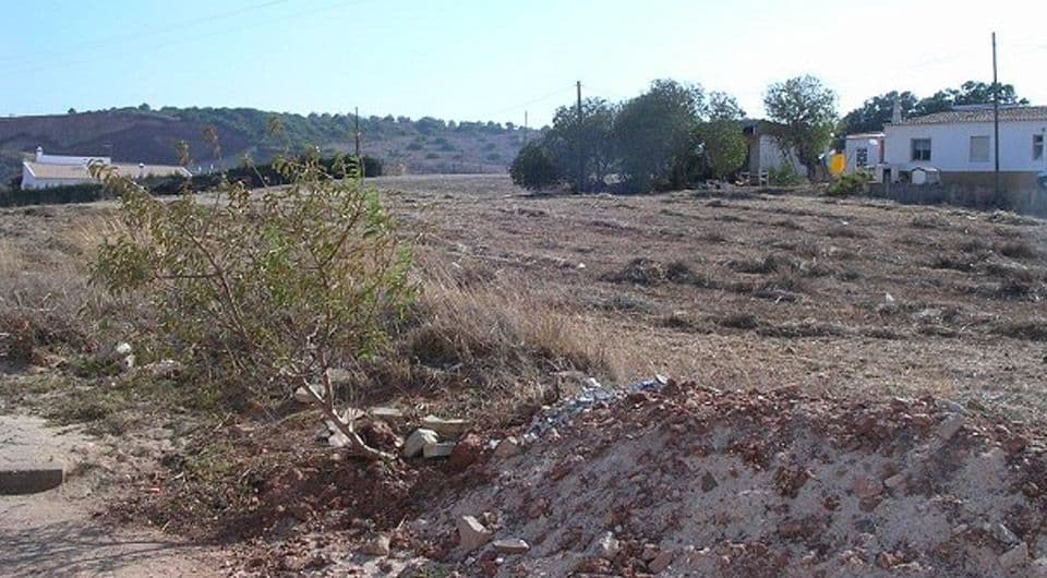 Development plot in Bensafrim, Lagos to make small urbanization in West Algarve