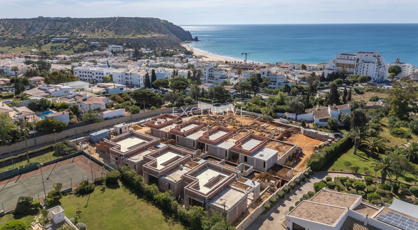 Brandneue einstöckige Immobilien in Praia da Luz an der Westalgarve-1