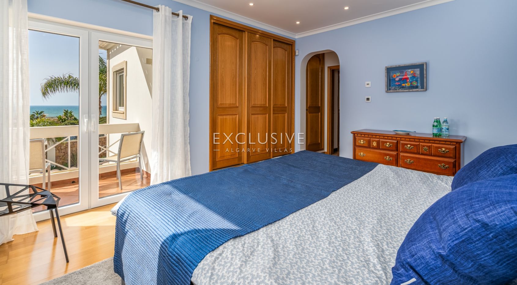 villa de 4+3 chambres avec vue sur la mer et les falaises Carvoeiro, Algarve