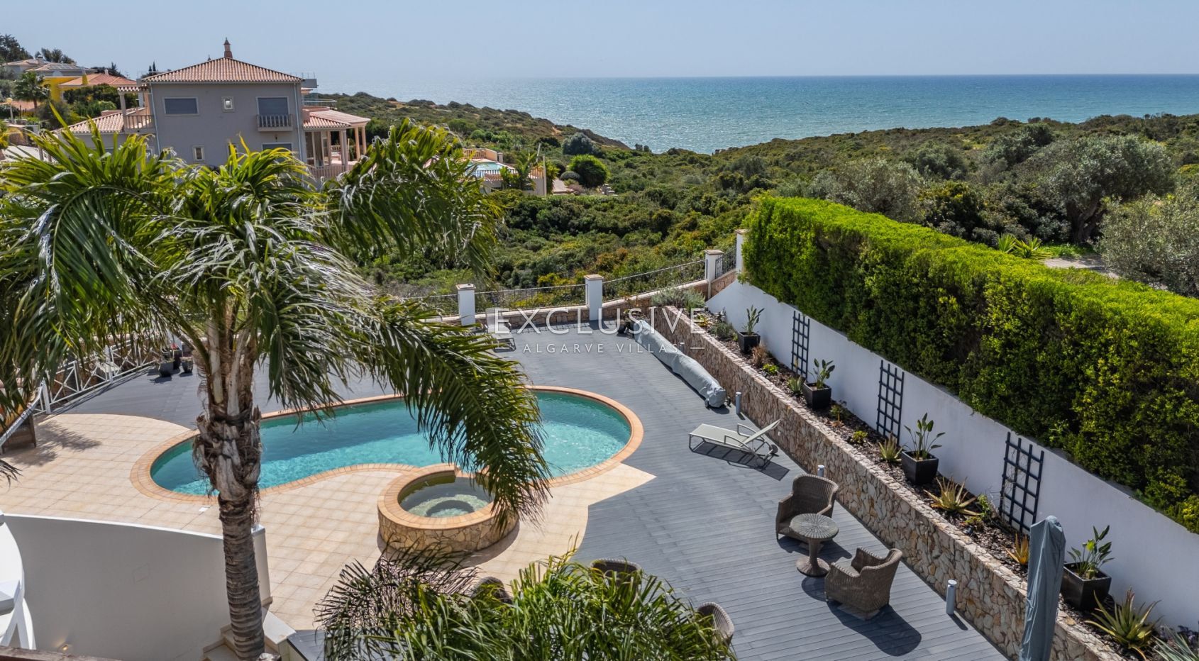 villa de 4+3 chambres avec vue sur la mer et les falaises Carvoeiro, Algarve