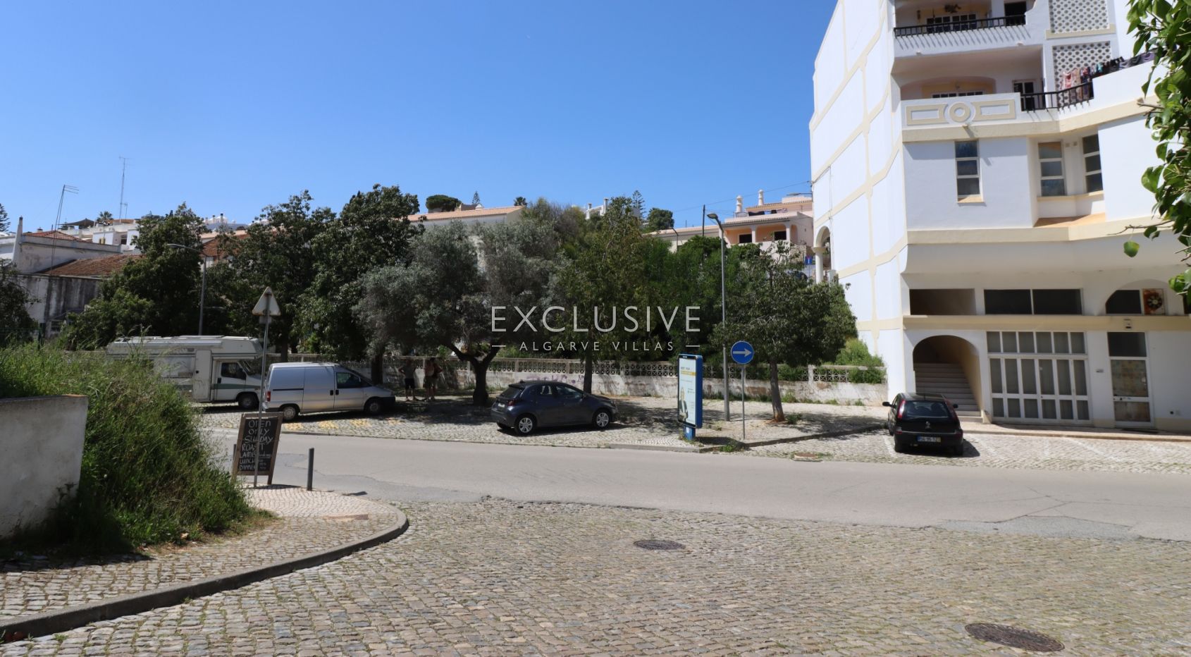 Carvoeiro centre building plot within walking distance to the beach, unique opportunity