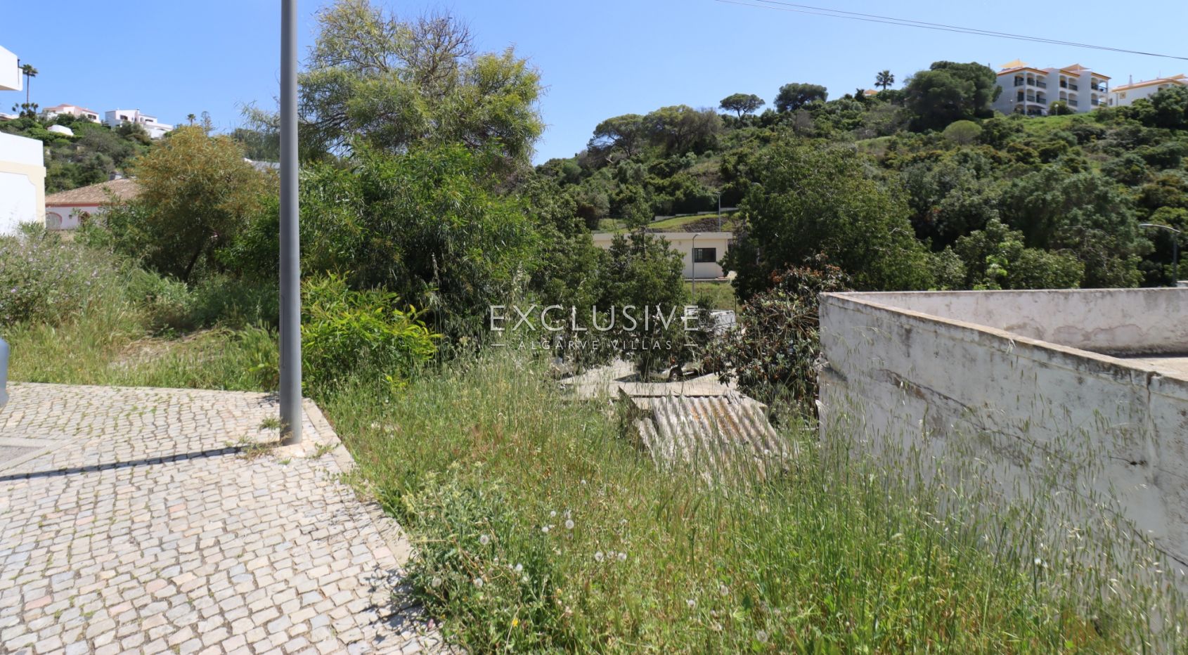 Carvoeiro centre building plot within walking distance to the beach, unique opportunity