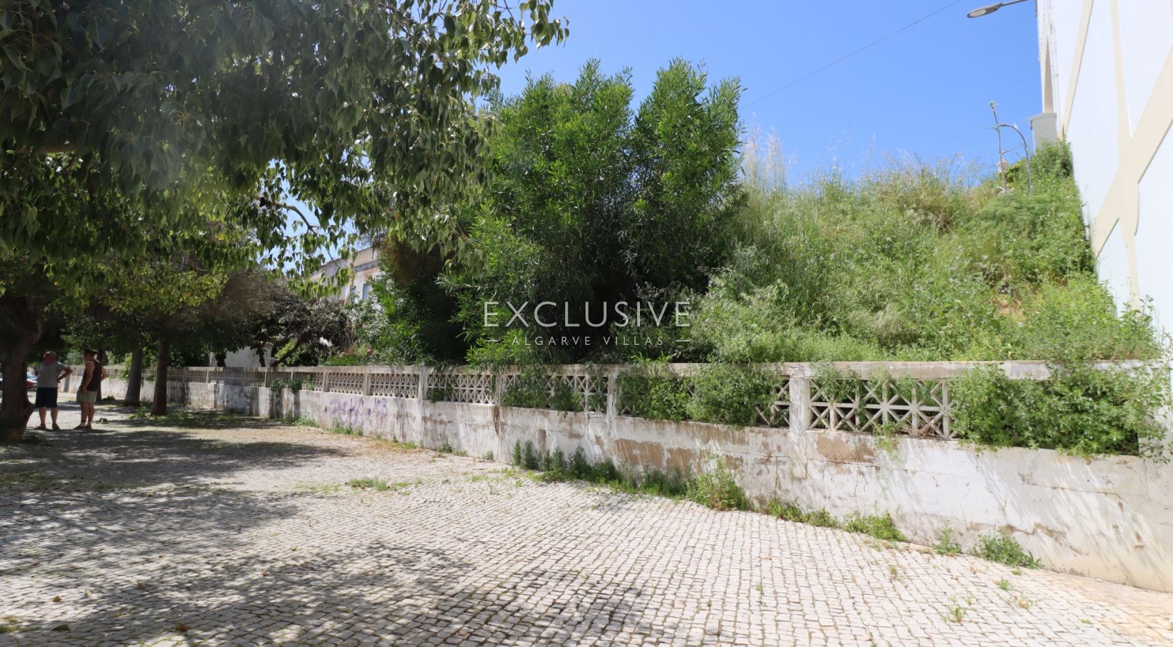 Carvoeiro centre building plot within walking distance to the beach, unique opportunity