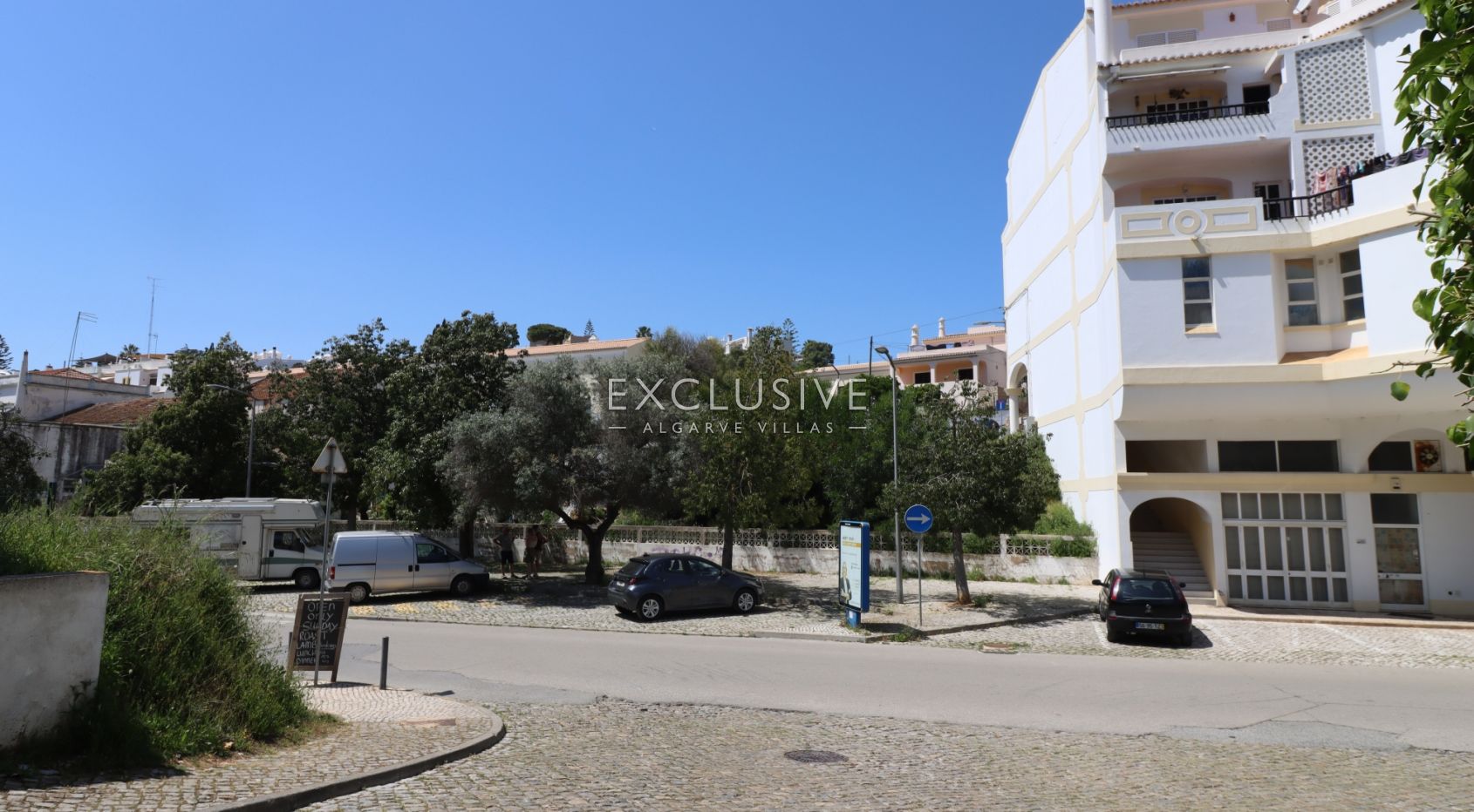 Carvoeiro centre building plot within walking distance to the beach, unique opportunity