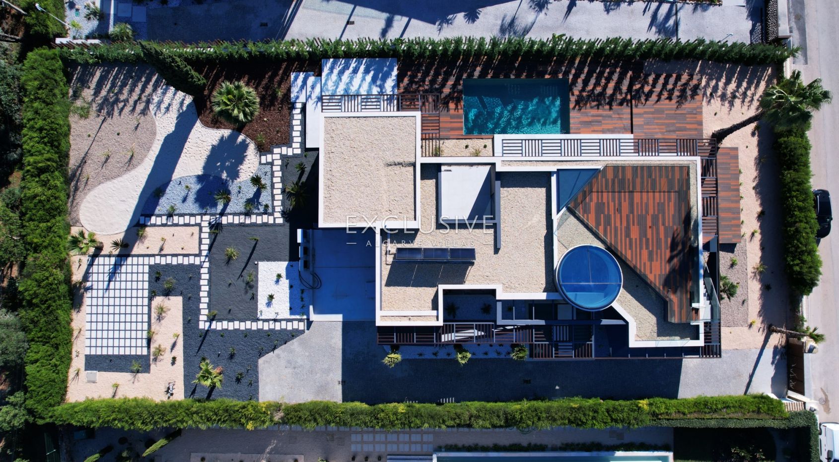4 Schlafzimmer moderne Villa mit Pool und Meerblick in Carvoeiro, Algarve