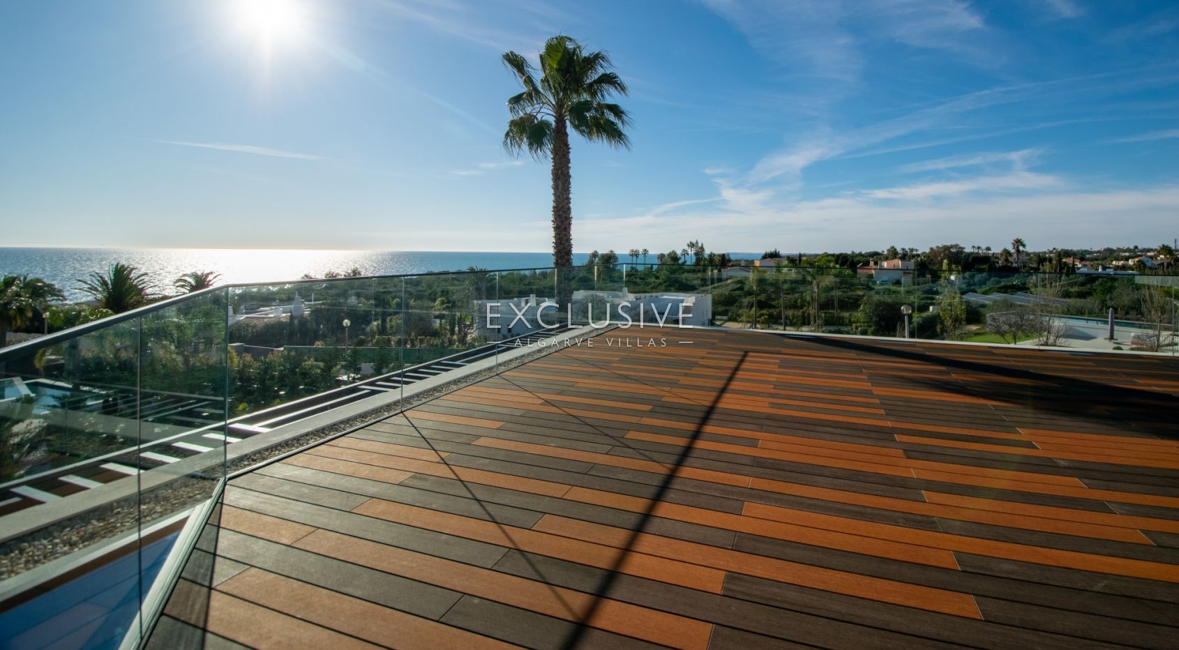4 Schlafzimmer moderne Villa mit Pool und Meerblick in Carvoeiro, Algarve