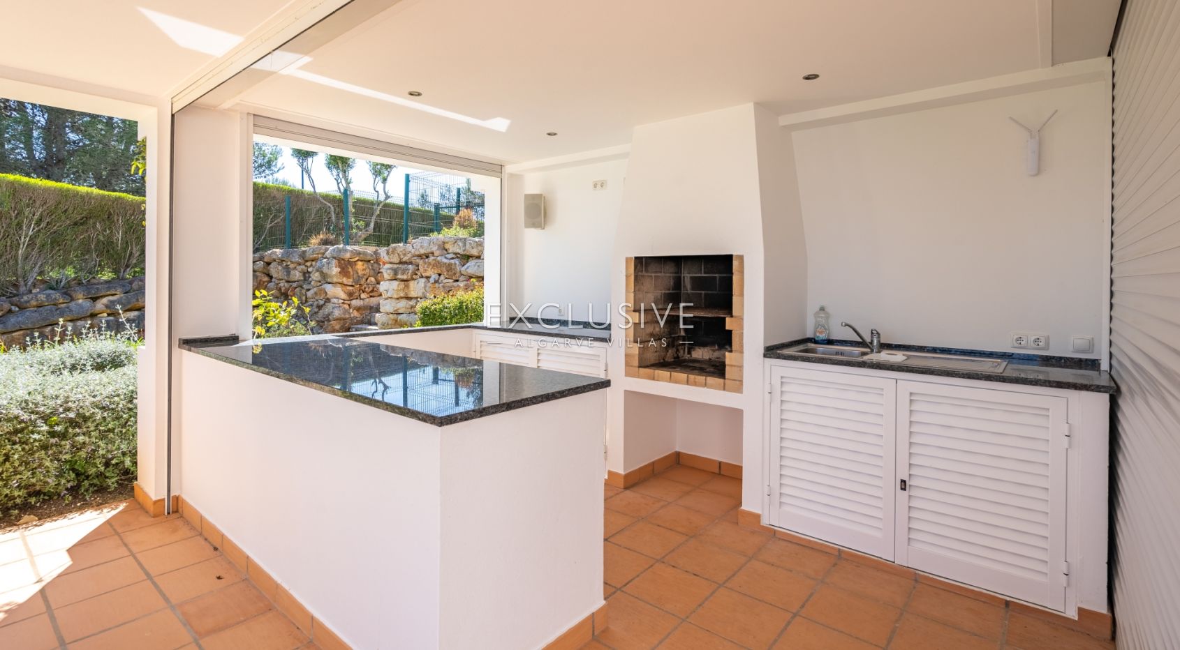 Villa de Luxe avec Vue Panoramique dans le Parc Naturel de l’Algarve Occidental