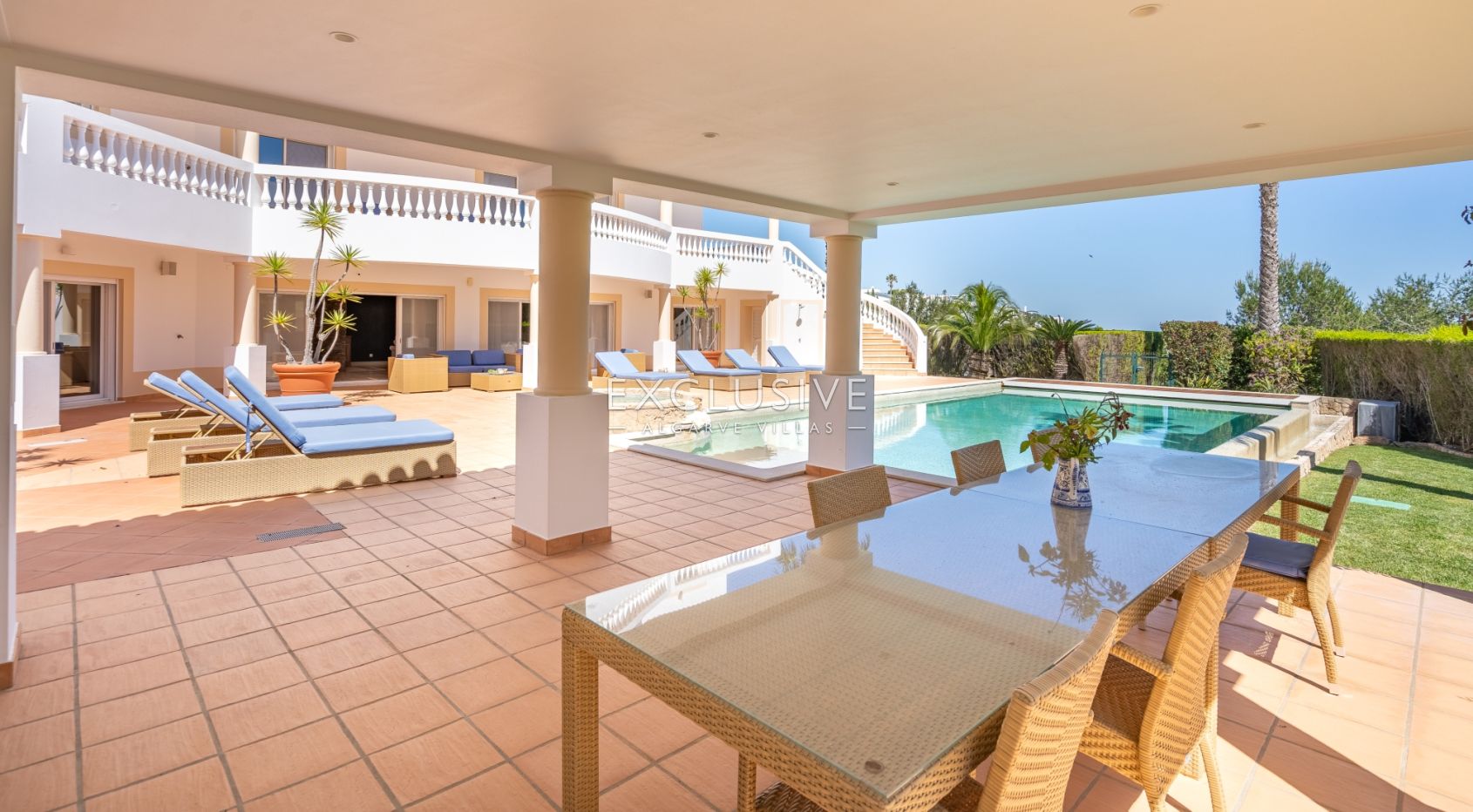 Villa de Luxe avec Vue Panoramique dans le Parc Naturel de l’Algarve Occidental