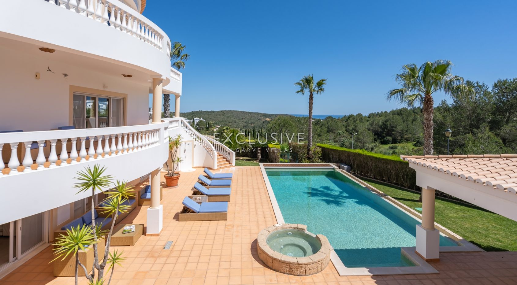 Villa de Luxe avec Vue Panoramique dans le Parc Naturel de l’Algarve Occidental