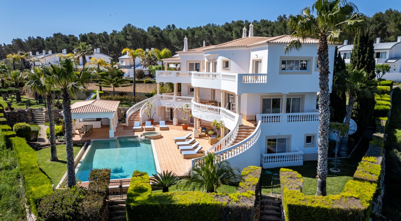 Villa de Luxe avec Vue Panoramique dans le Parc Naturel de l’Algarve Occidental