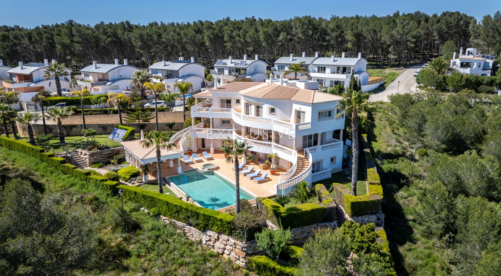 Villa de Luxe avec Vue Panoramique dans le Parc Naturel de l’Algarve Occidental