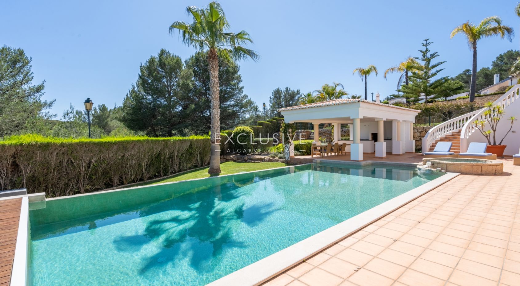 Villa de Luxe avec Vue Panoramique dans le Parc Naturel de l’Algarve Occidental