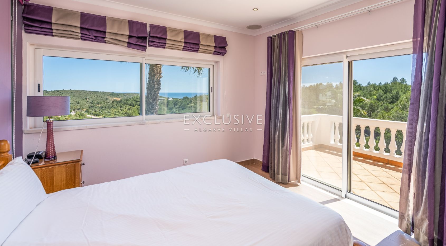 Villa de Luxe avec Vue Panoramique dans le Parc Naturel de l’Algarve Occidental