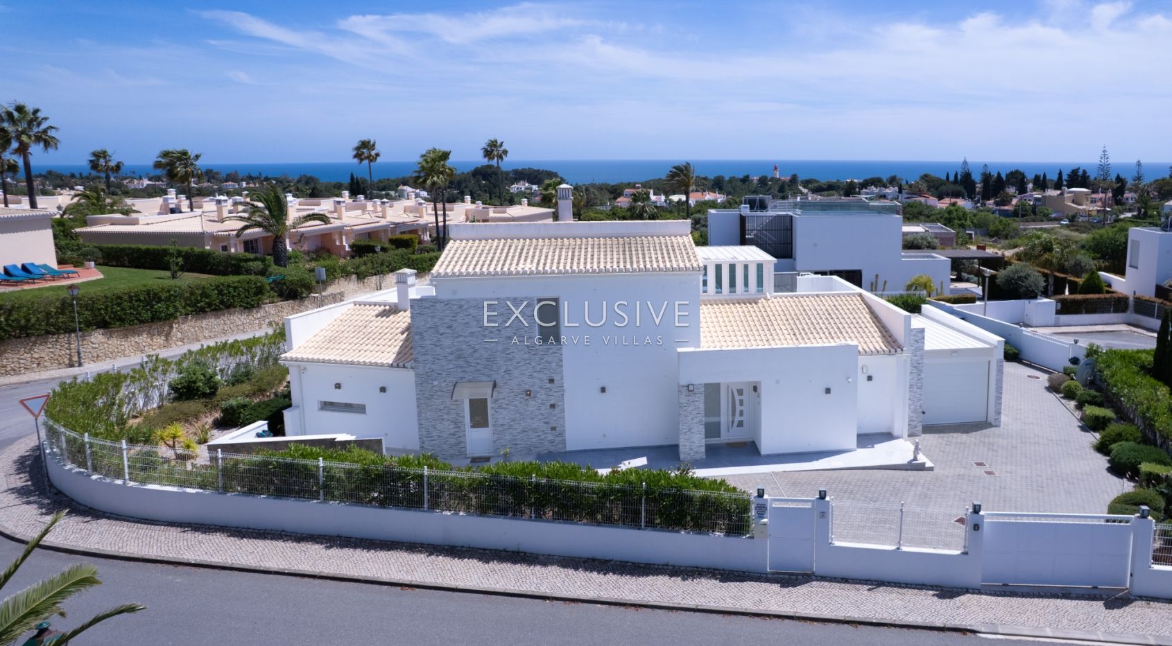 une propriété à Carvoeiro - Luxury 4 bedroom villa with pool with sea views, Algarve