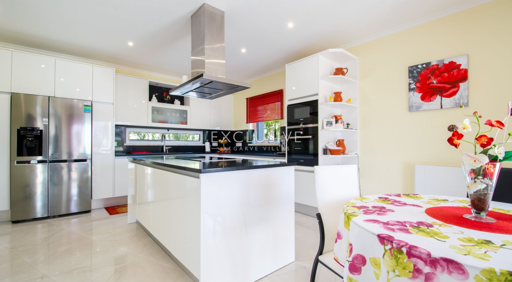 une propriété à Carvoeiro - Luxury 4 bedroom villa with pool with sea views, Algarve