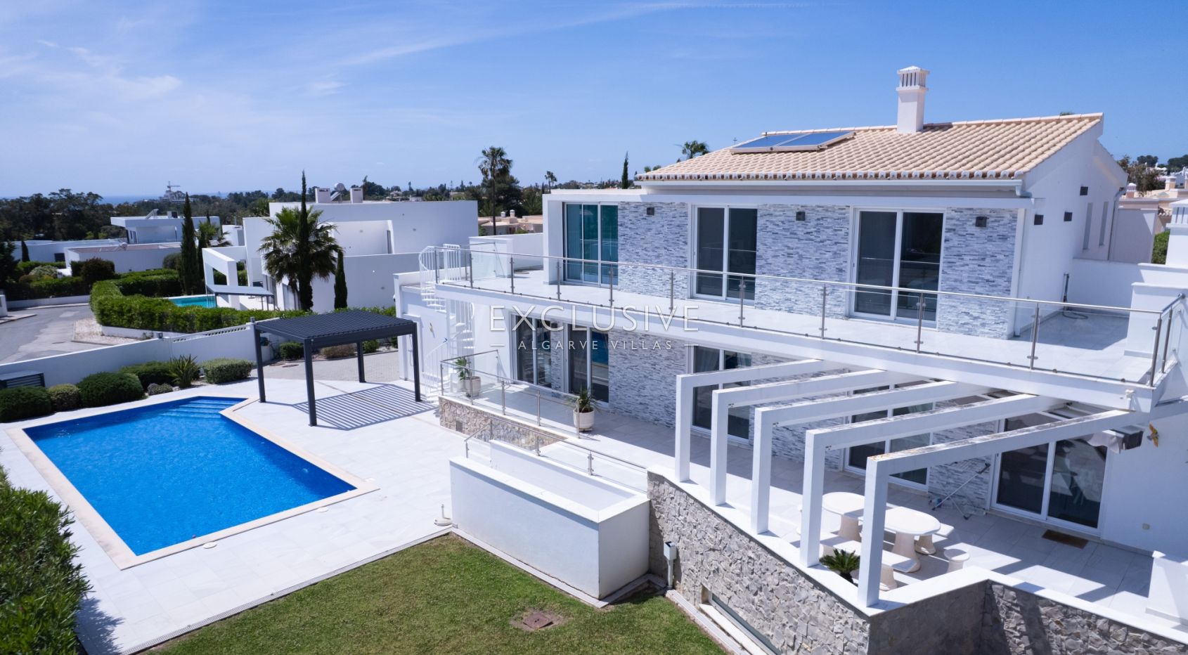 une propriété à Carvoeiro - Luxury 4 bedroom villa with pool with sea views, Algarve