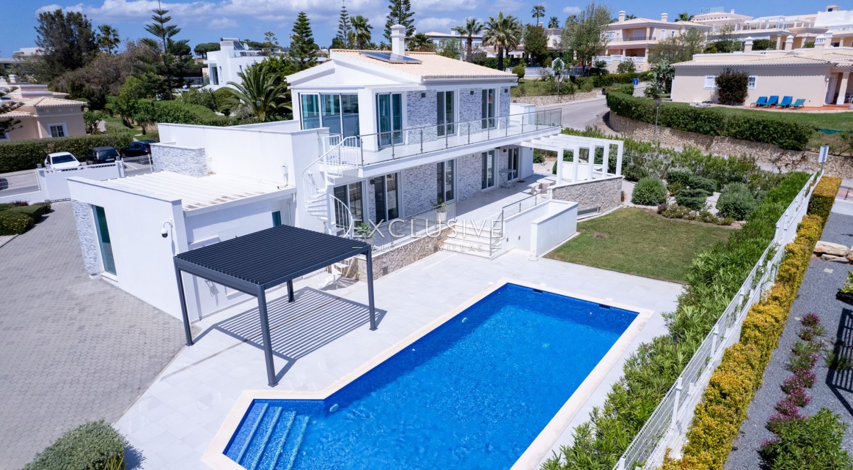 une propriété à Carvoeiro - Luxury 4 bedroom villa with pool with sea views, Algarve