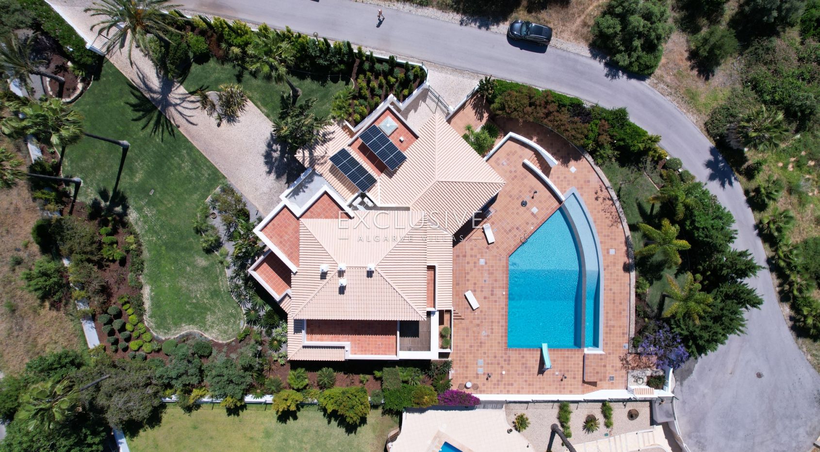 Charming Villa with seaview close to the beach, Alvor, Algarve
