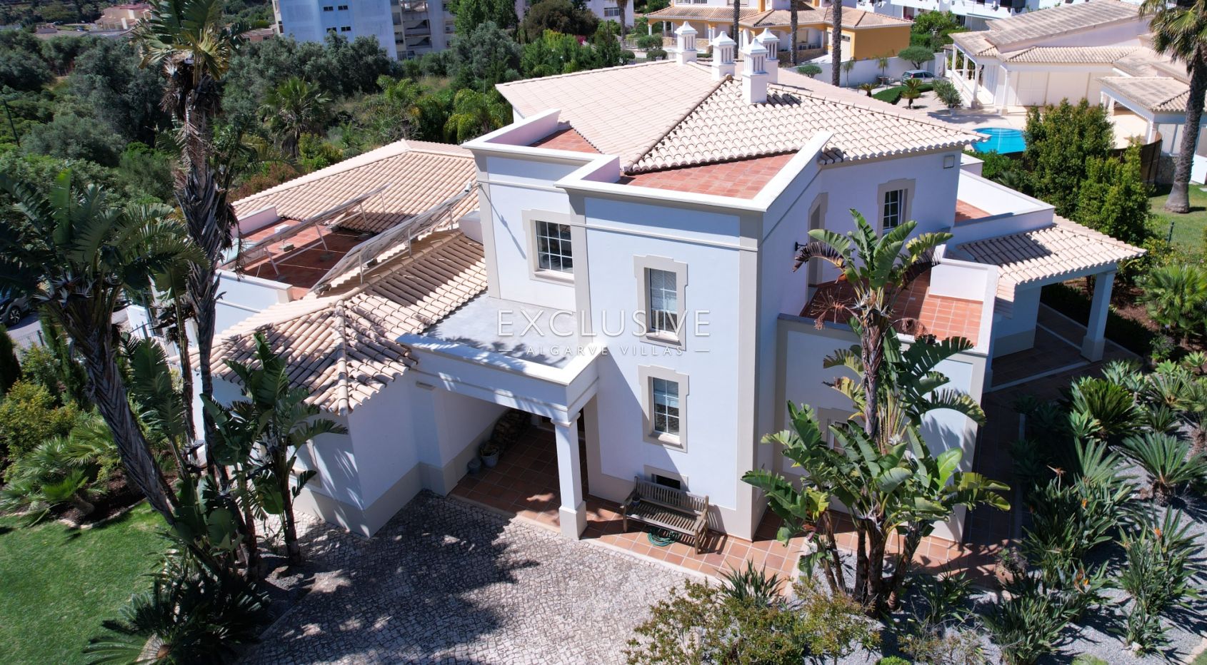 Charming Villa with seaview close to the beach, Alvor, Algarve