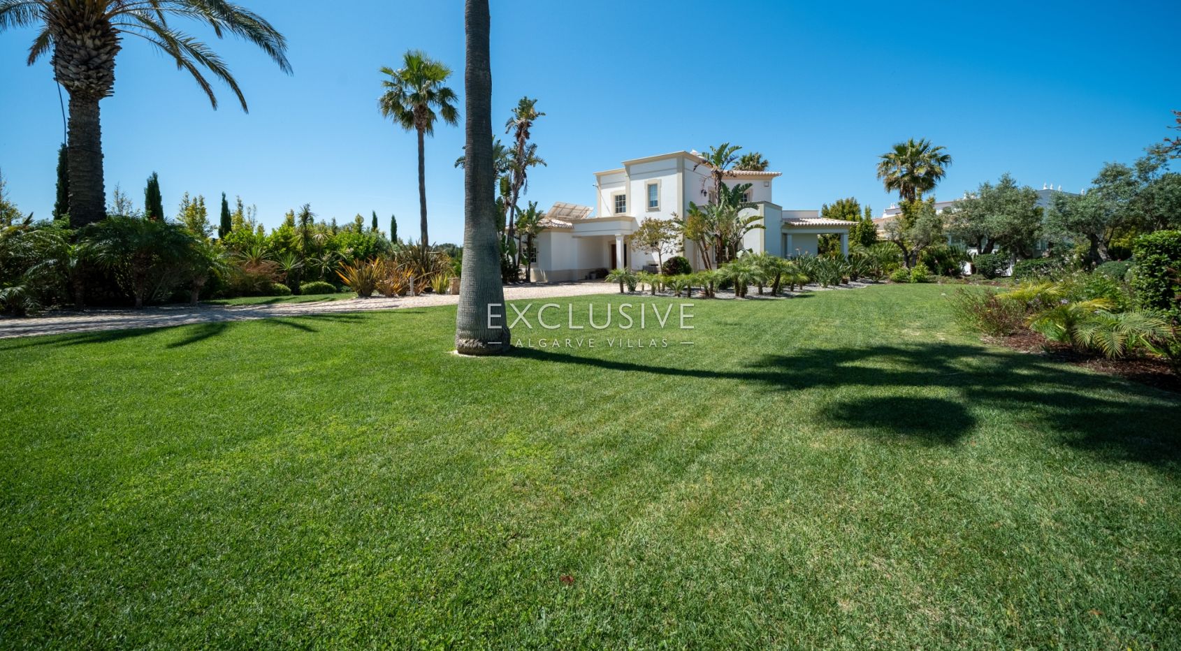 Charming Villa with seaview close to the beach, Alvor, Algarve