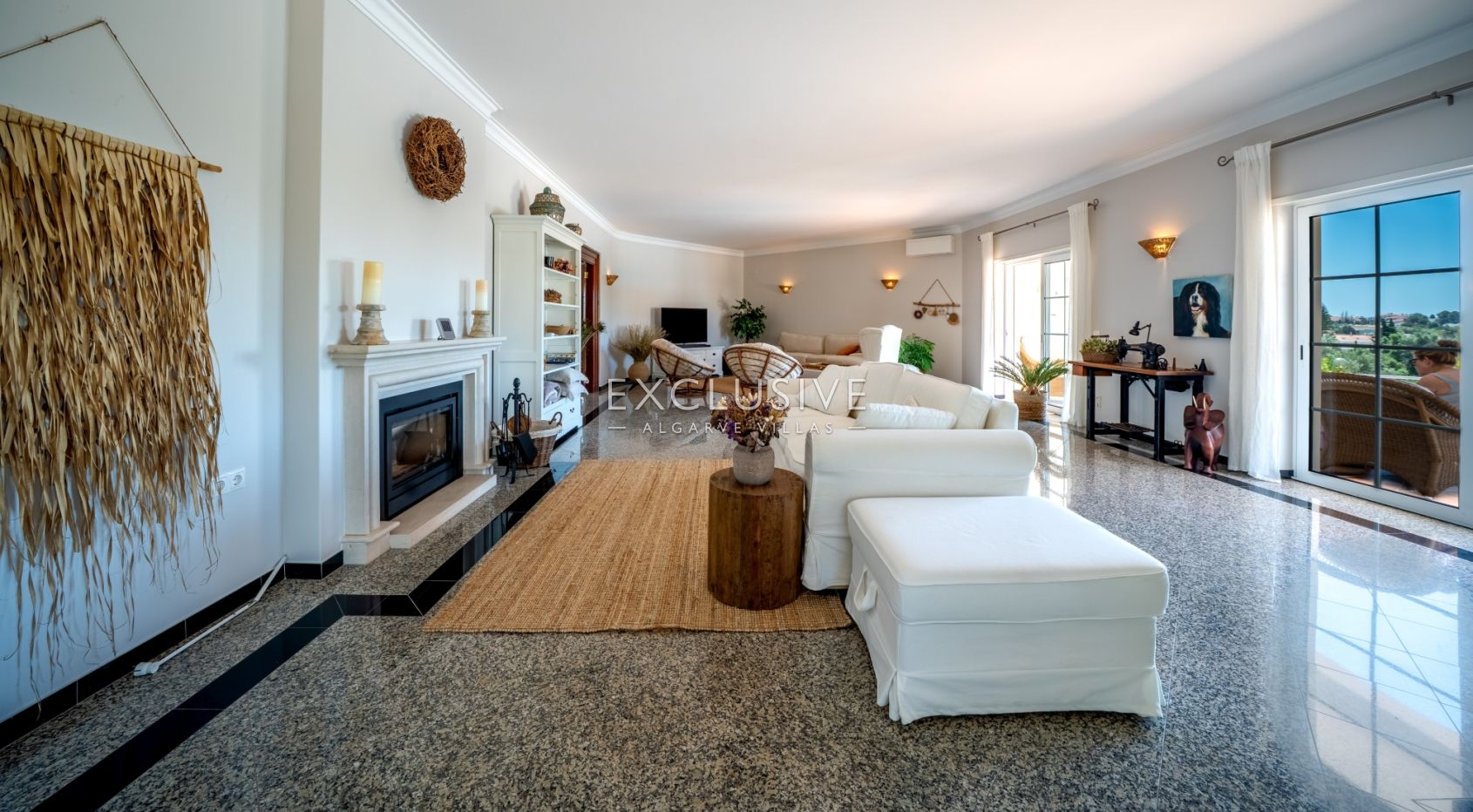 Charming Villa with seaview close to the beach, Alvor, Algarve