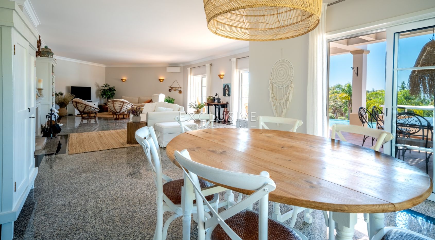 Charming Villa with seaview close to the beach, Alvor, Algarve