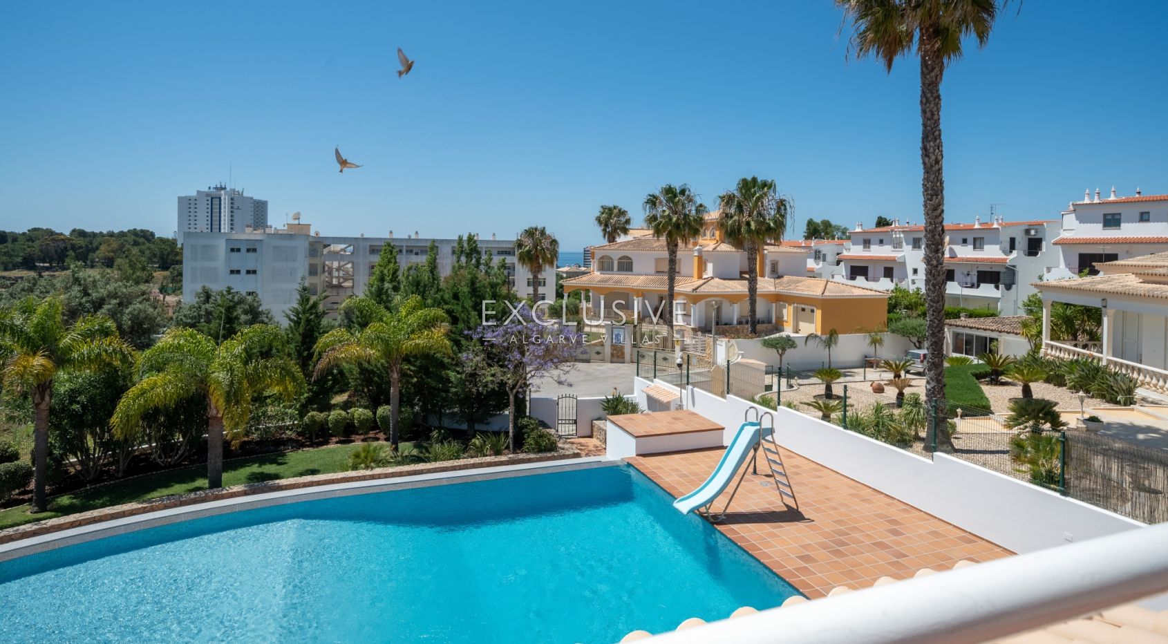 Charming Villa with seaview close to the beach, Alvor, Algarve