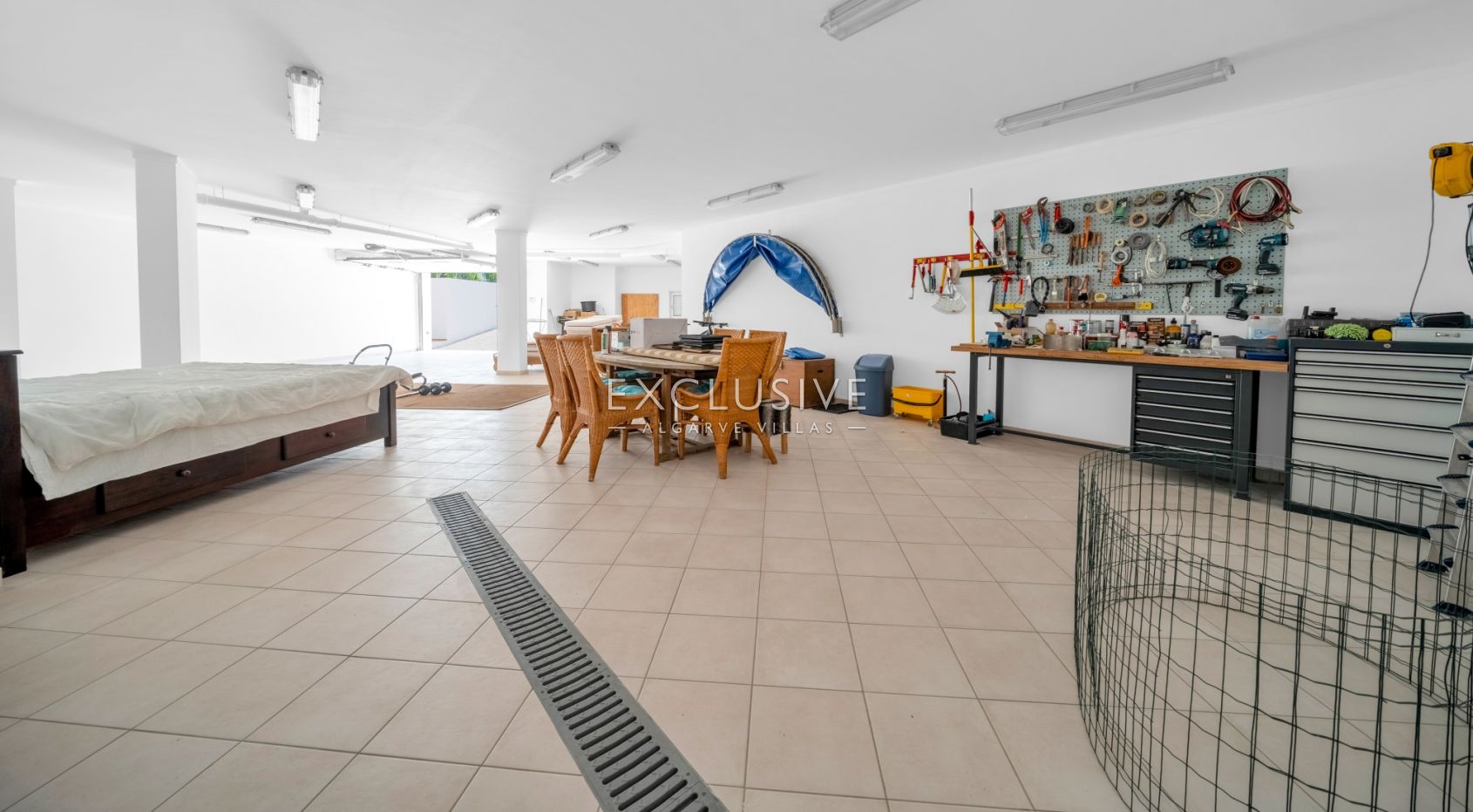Charming Villa with seaview close to the beach, Alvor, Algarve