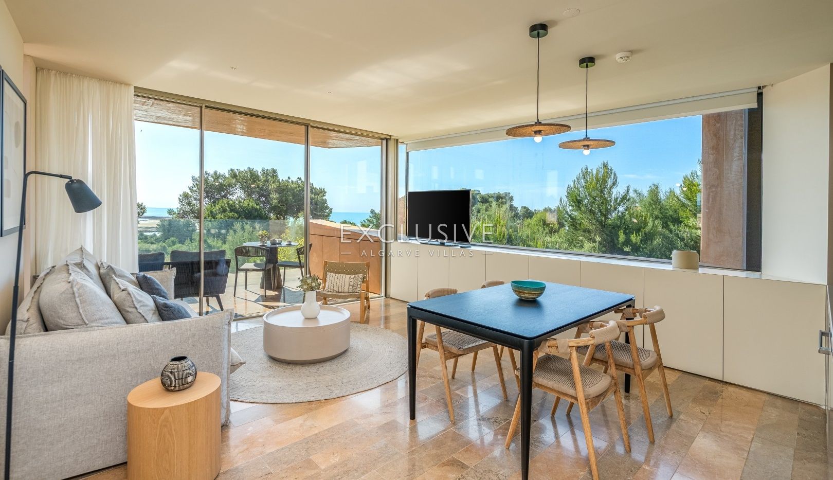 Stylish 2 Bedroom Apartment with Sea Views at Palmares Golf Resort – Resale Opportunity