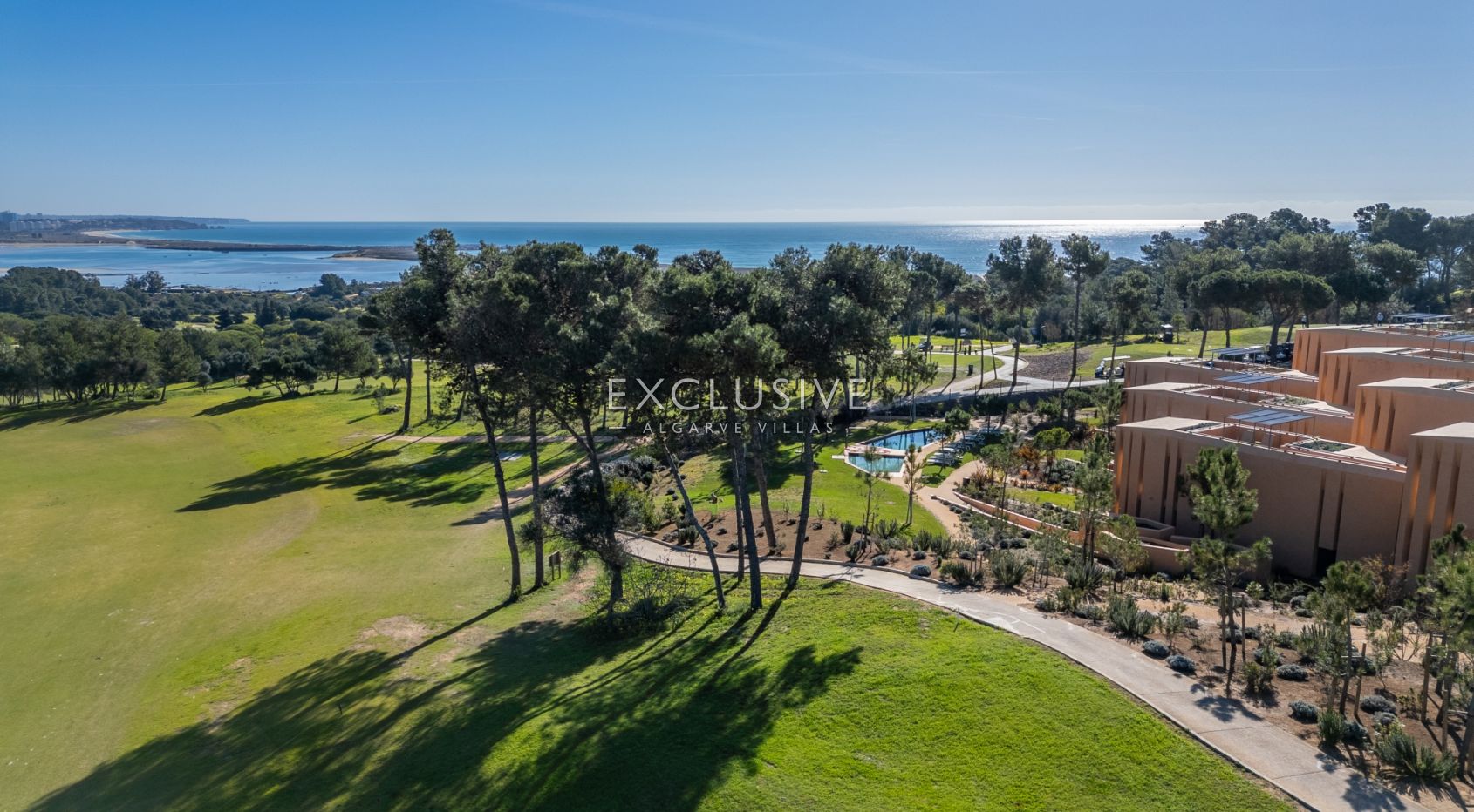 Stylish 2 Bedroom Apartment with Sea Views at Palmares Golf Resort – Resale Opportunity
