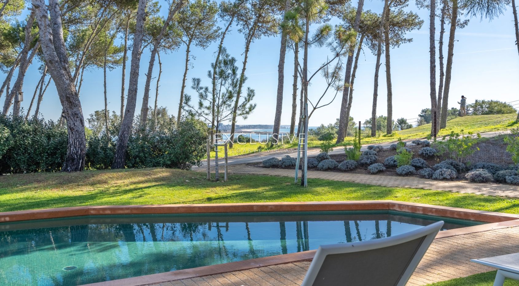 Stylish 2 Bedroom Apartment with Sea Views at Palmares Golf Resort – Resale Opportunity
