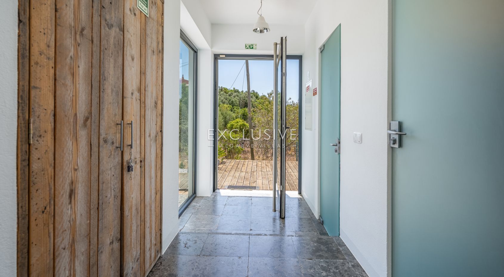 Moderne Immobilie mit spektakulärem Flussblick in Silves, Algarve