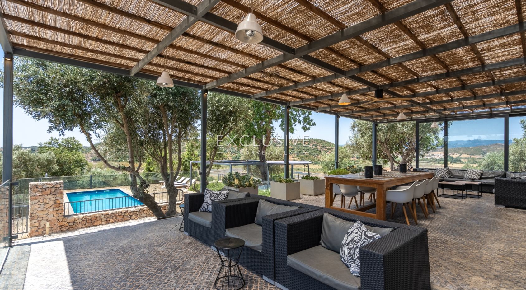 Moderne Immobilie mit spektakulärem Flussblick in Silves, Algarve