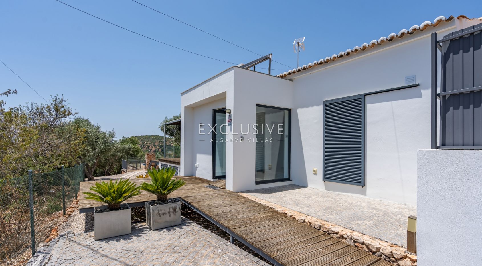 Moderne Immobilie mit spektakulärem Flussblick in Silves, Algarve